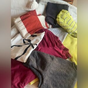 ✨ Banana Republic Sweater / Knit Top Bundle – 7 Tops + 1 FREE ✨